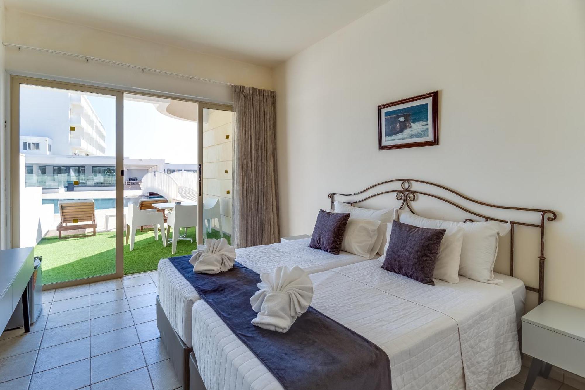 Piere - Anne Beach Hotel Ayia Napa Eksteriør billede